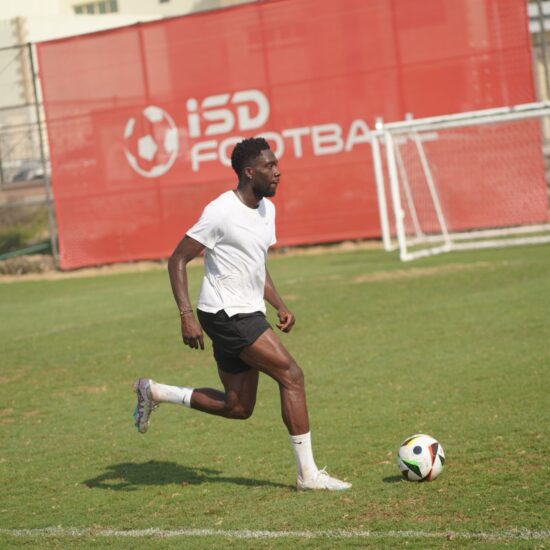 Bayern Munich and Canadian National Team Football player Alphonso Davies training on an natural grass football pitch in Dubai Sports City at ISD Football (2)