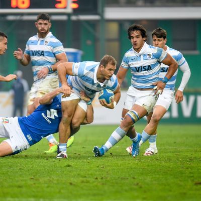 Argentinian team playing rugby