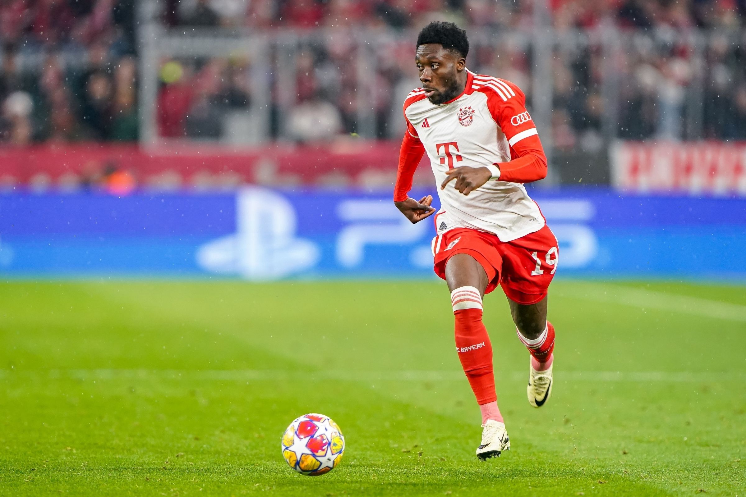 Alphonso Davies is a left outside back for German club Bayern Munich